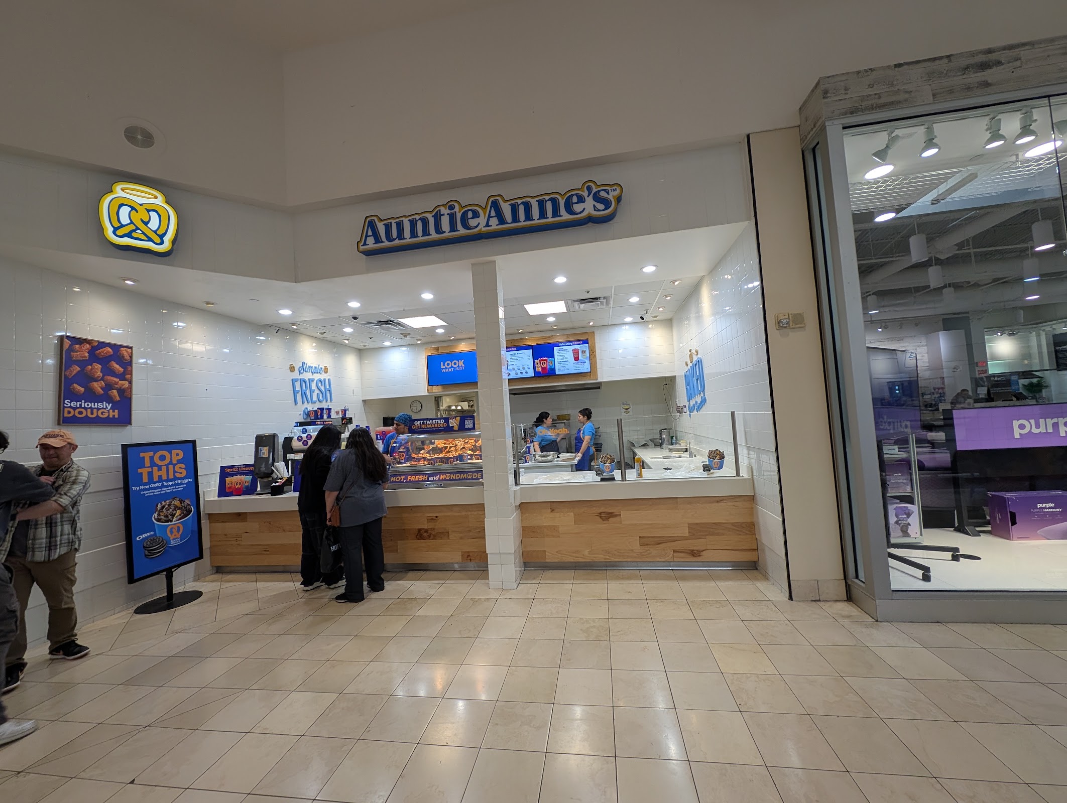 Auntie Anne's - Clackamas photo 3