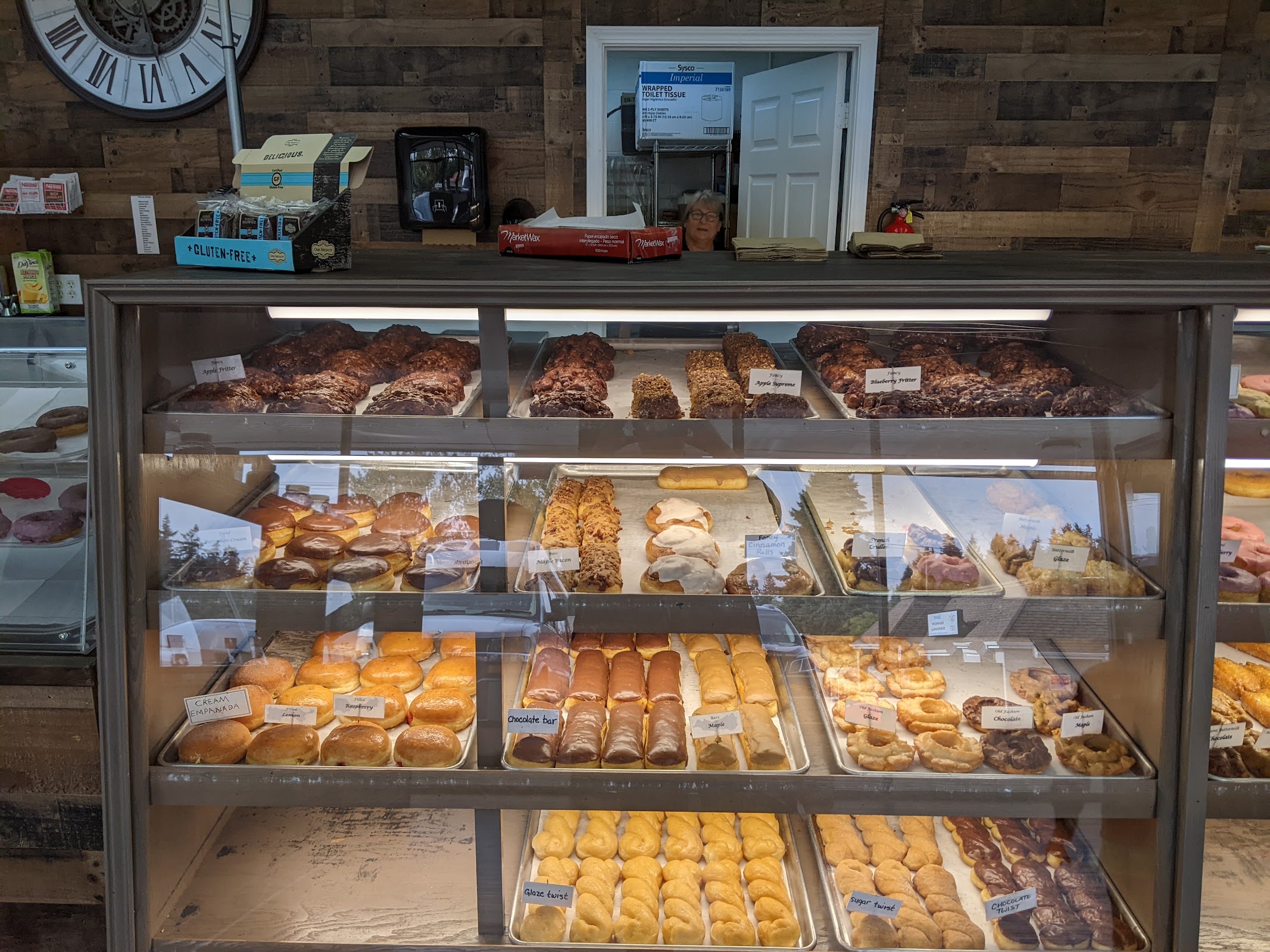 Angel’s Donuts & Ice Cream photo 3