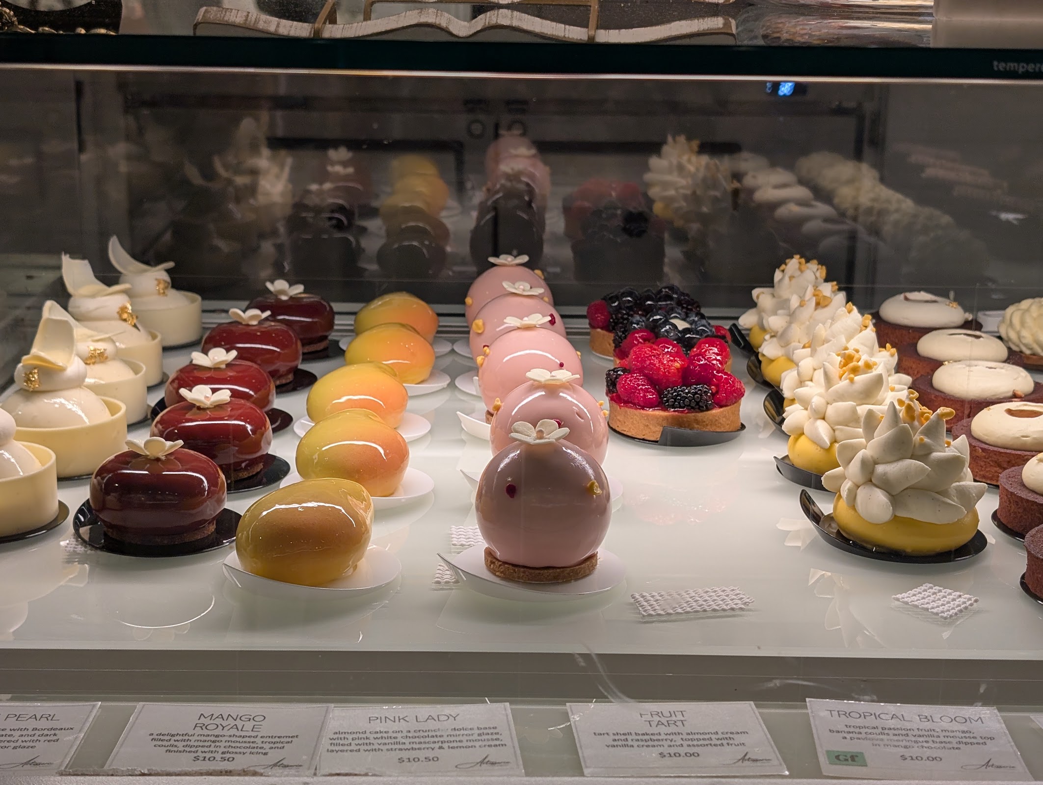 Artisserie Fine Bakery photo 2