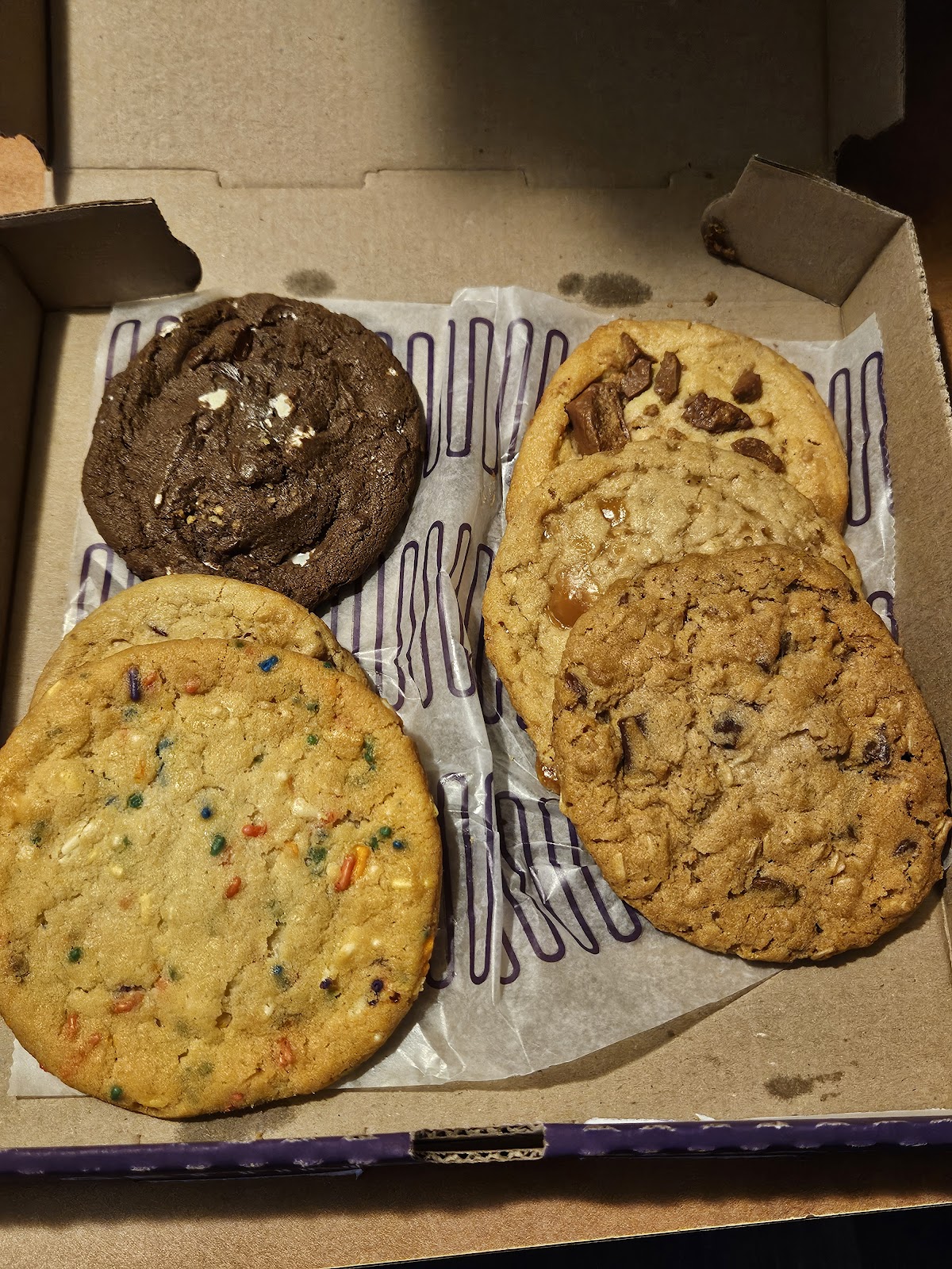 Insomnia Cookies - Division photo 3