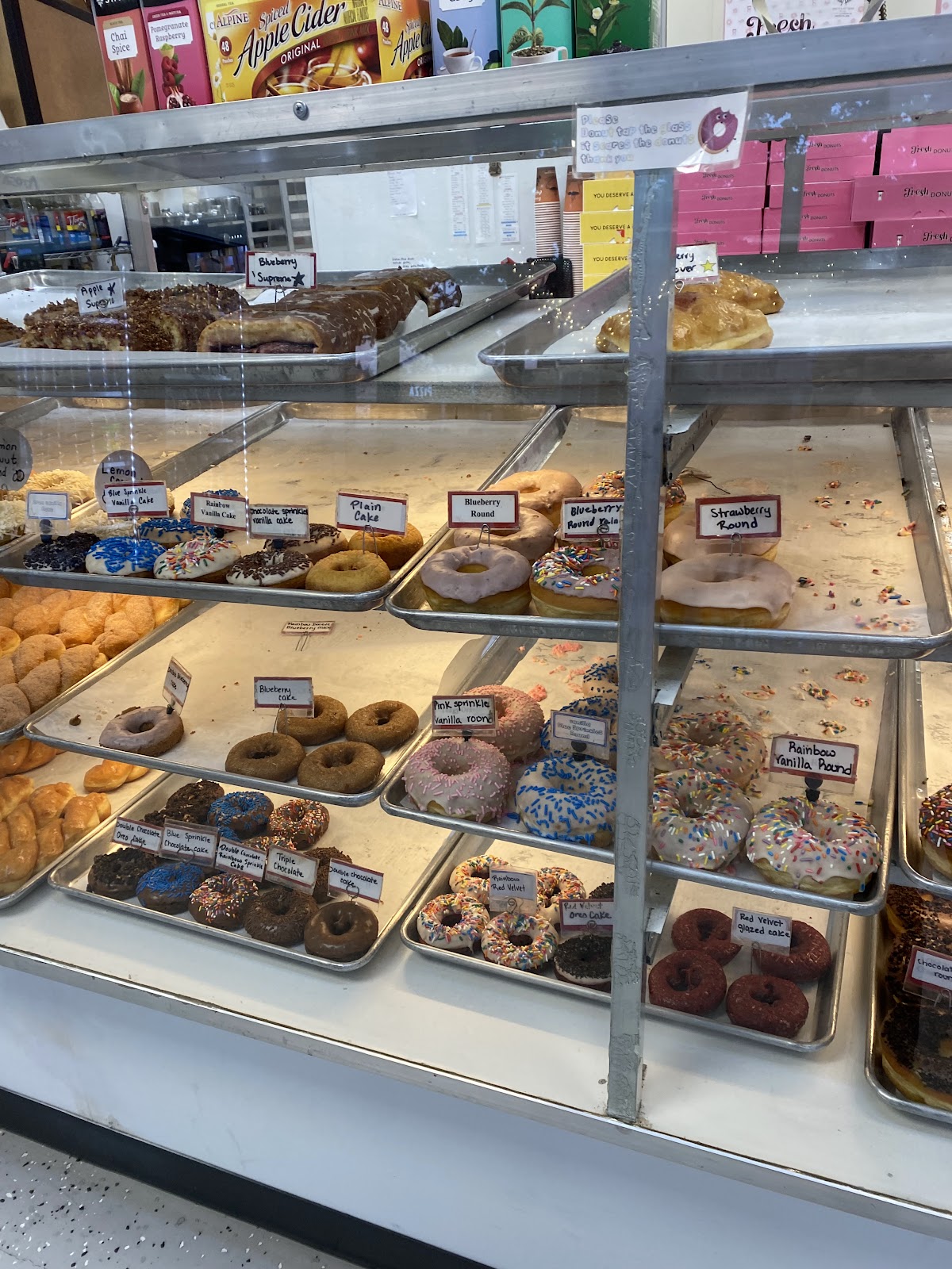 Angel's Donuts & Ice Cream Van Mall photo 4
