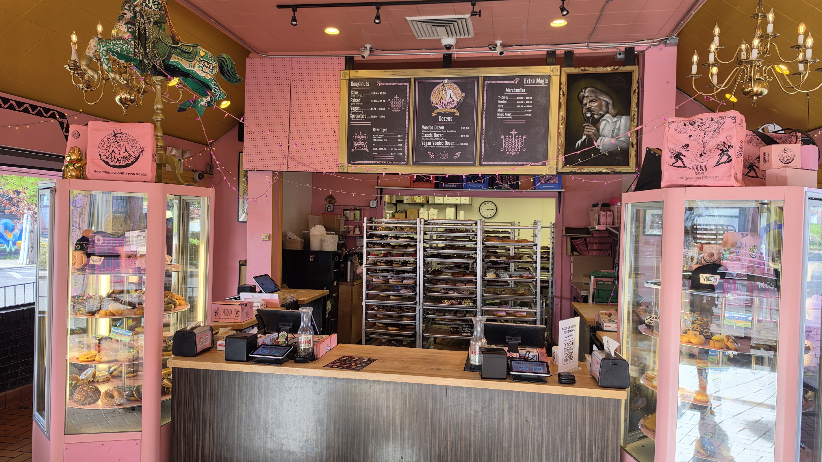 Voodoo Doughnut - NE Davis photo 2