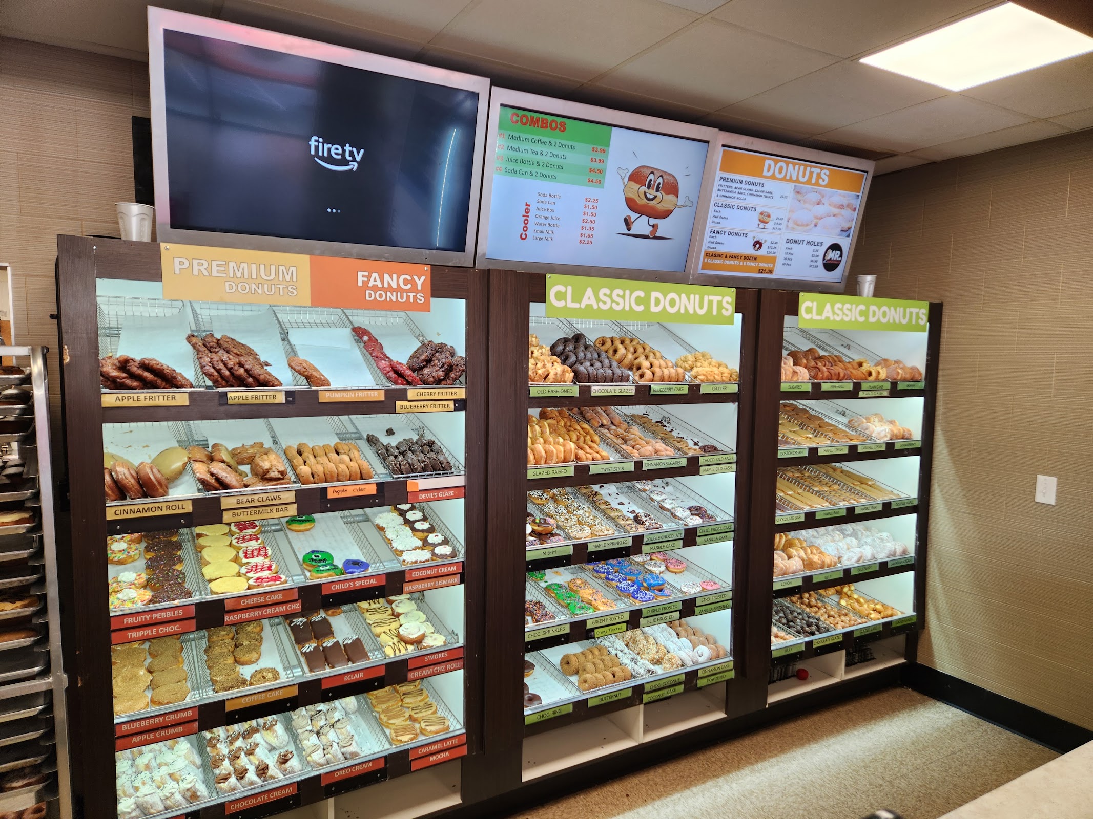 Mr. Maple Donuts photo 3